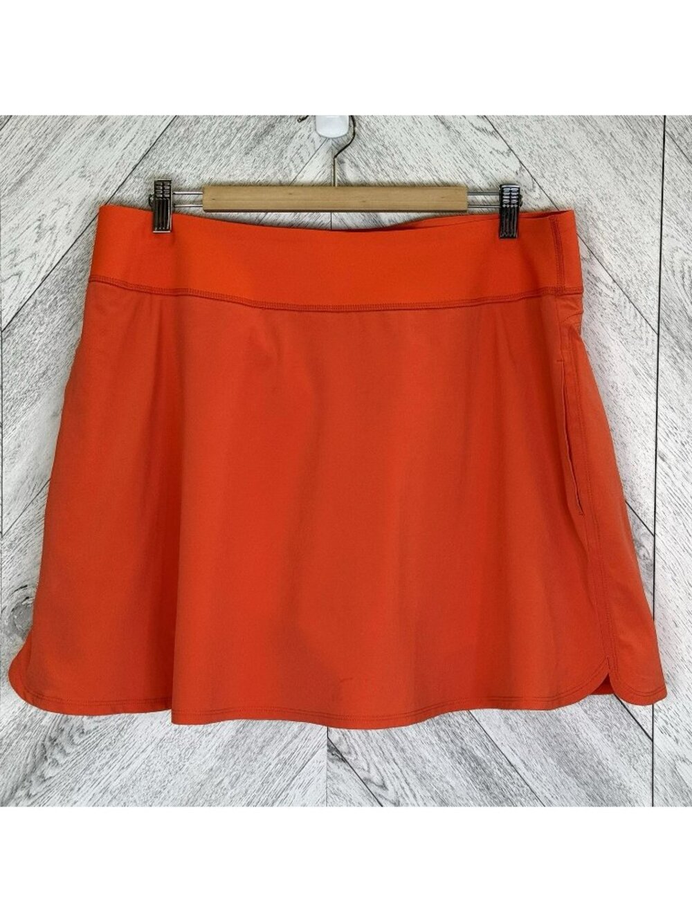 Puma Golf Pwrshape Skirt Skort Womens Size XL Orange Pull-On Tennis Pickleball
